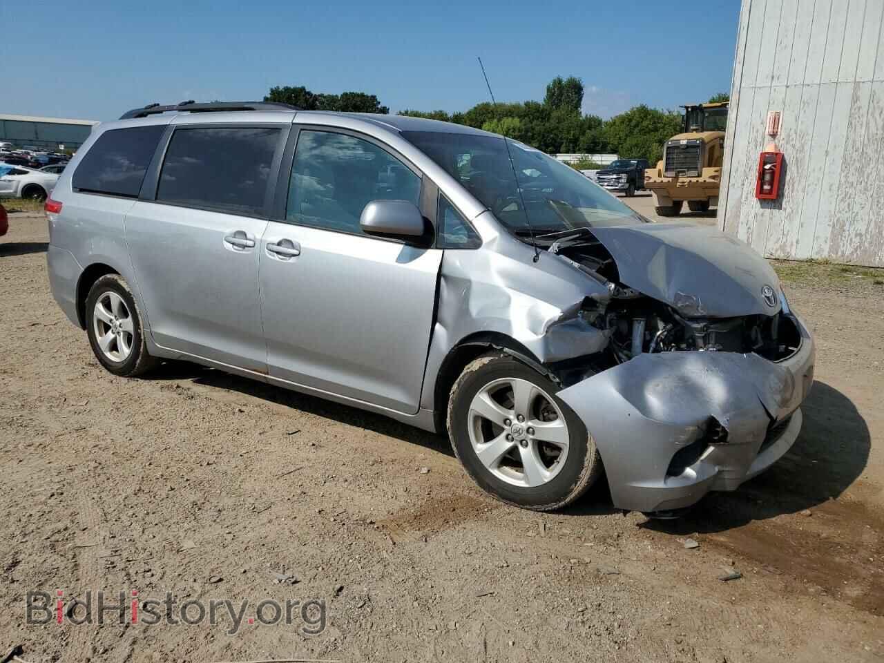 2012 TOYOTA All Models - VIN: 5TDKK3DC9CS277692 - Фото 4