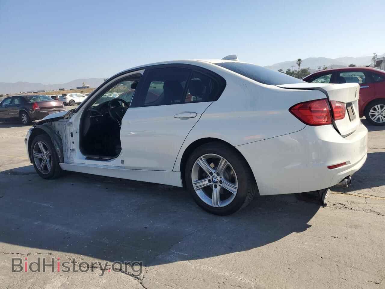 2015 BMW 3 SERIES - VIN: WBA3C1C51FP852176 - Фото 2