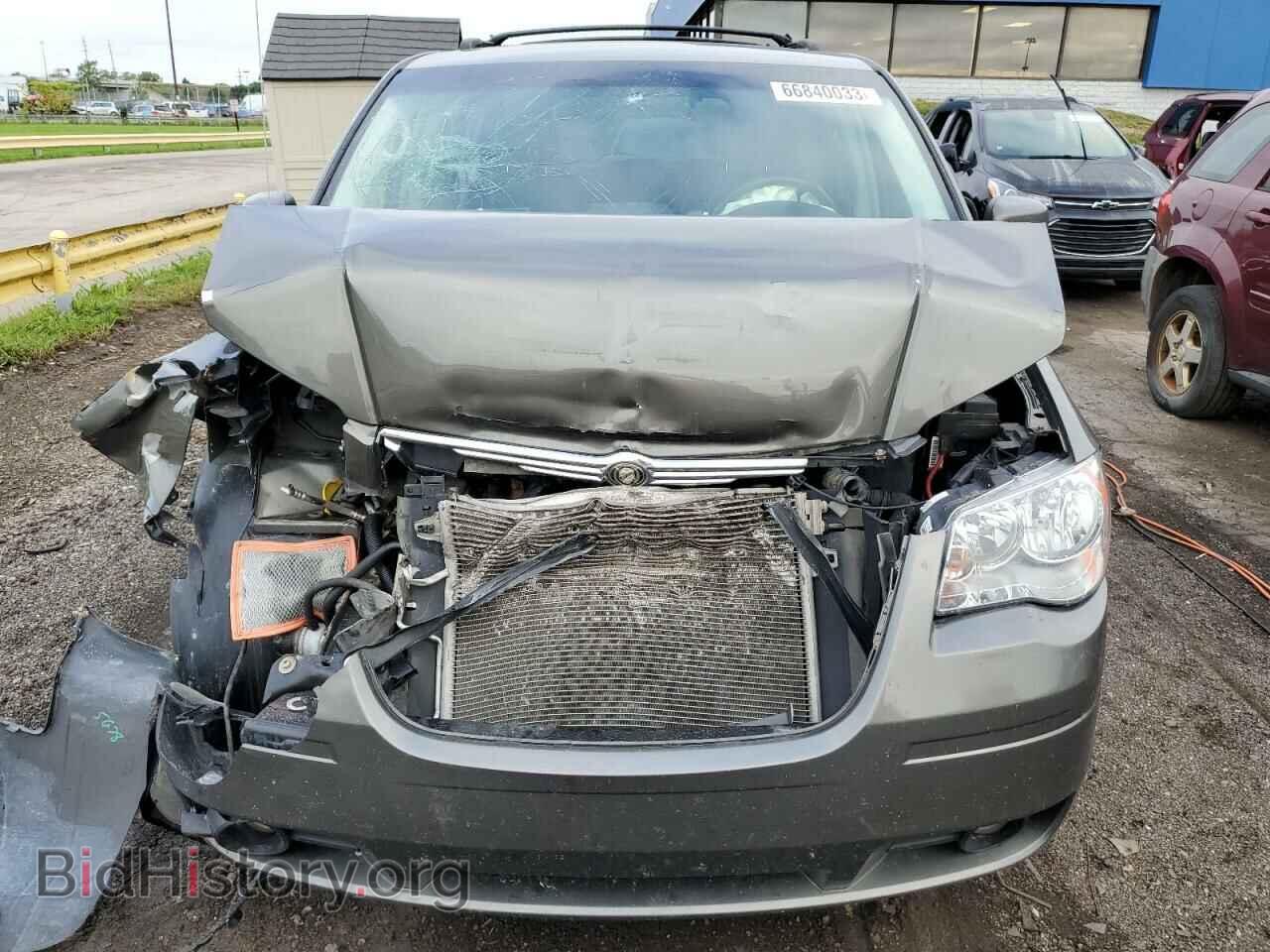 2010 CHRYSLER MINIVAN - VIN: 2A4RR8DX8AR428970 - Фото 5