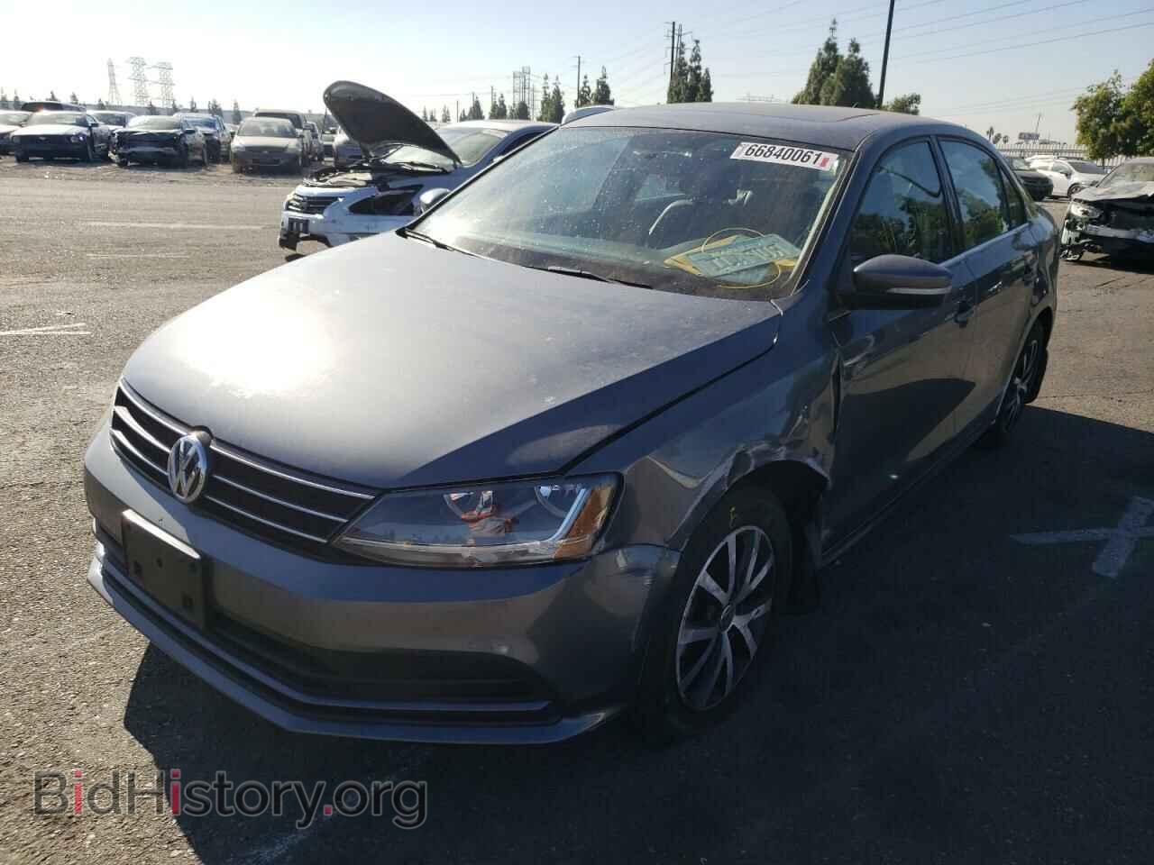 2017 VOLKSWAGEN JETTA - VIN: 3VWDB7AJ6HM325642 - Фото 2