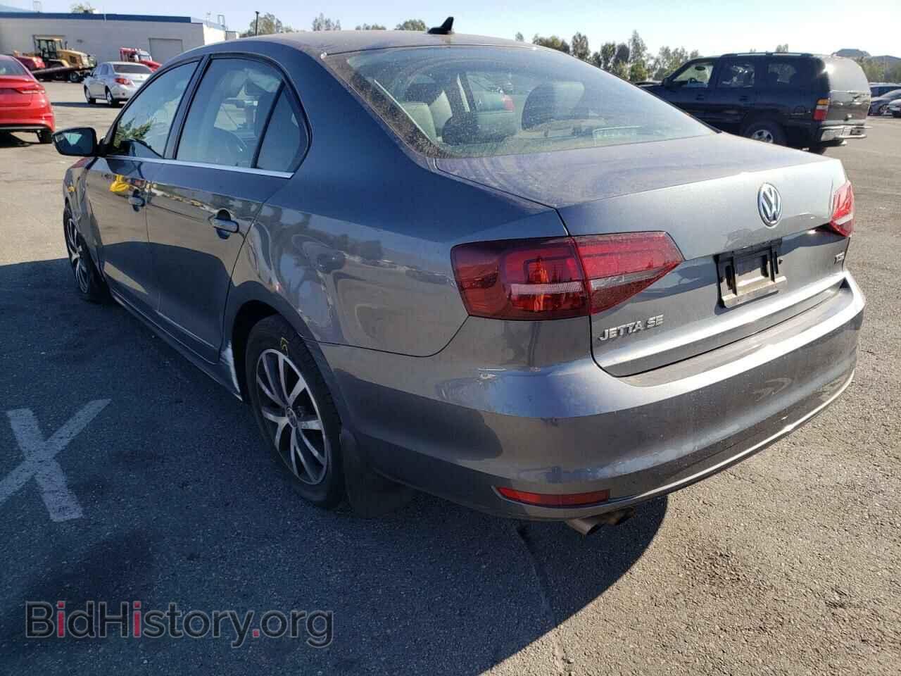 2017 VOLKSWAGEN JETTA - VIN: 3VWDB7AJ6HM325642 - Фото 3