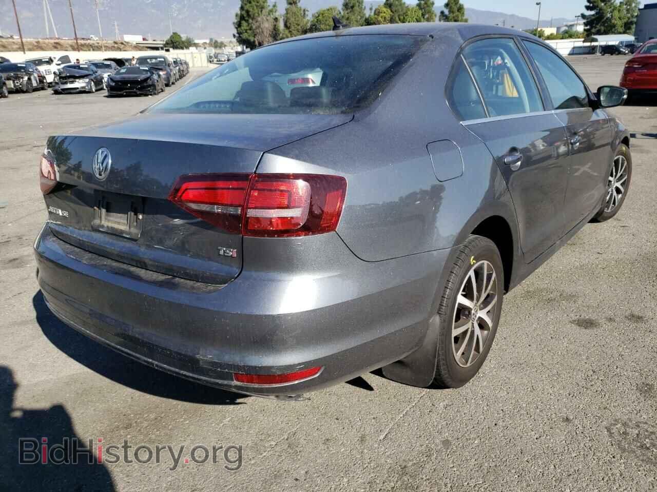 2017 VOLKSWAGEN JETTA - VIN: 3VWDB7AJ6HM325642 - Фото 4