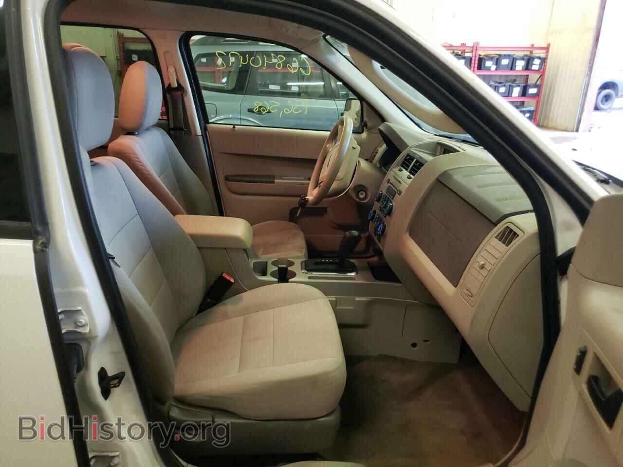 2011 FORD ESCAPE - VIN: 1FMCU9D75BKC38801 - Фото 5