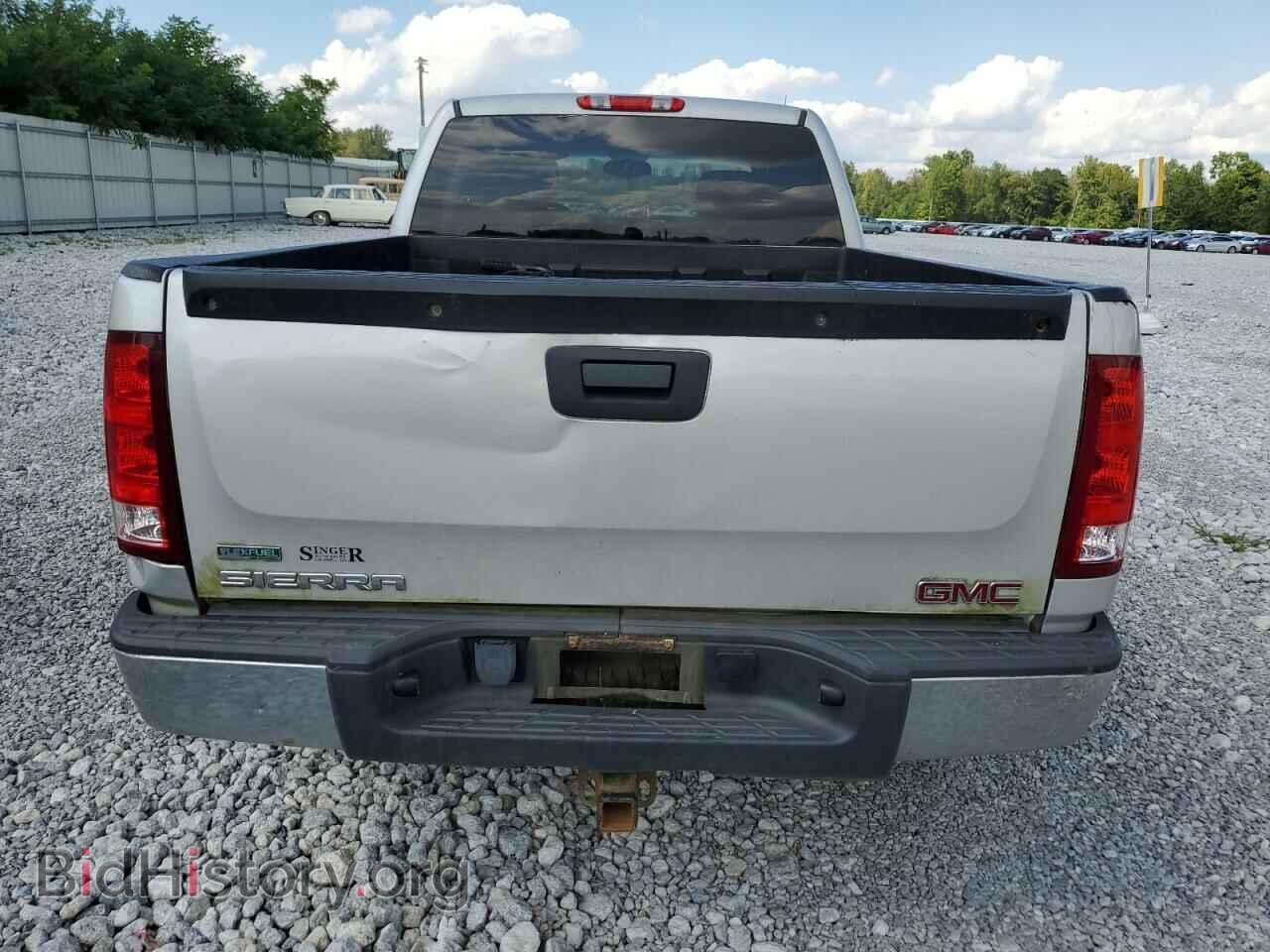2011 GMC SIERRA - VIN: 1GTR2TE33BZ125188 - Фото 6