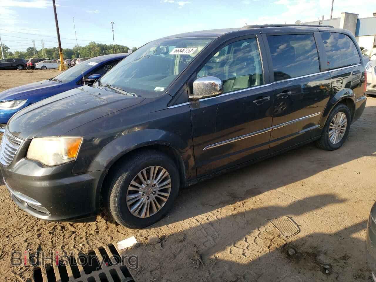 Photo 2A4RR8DG1BR745426 - CHRYSLER MINIVAN 2011