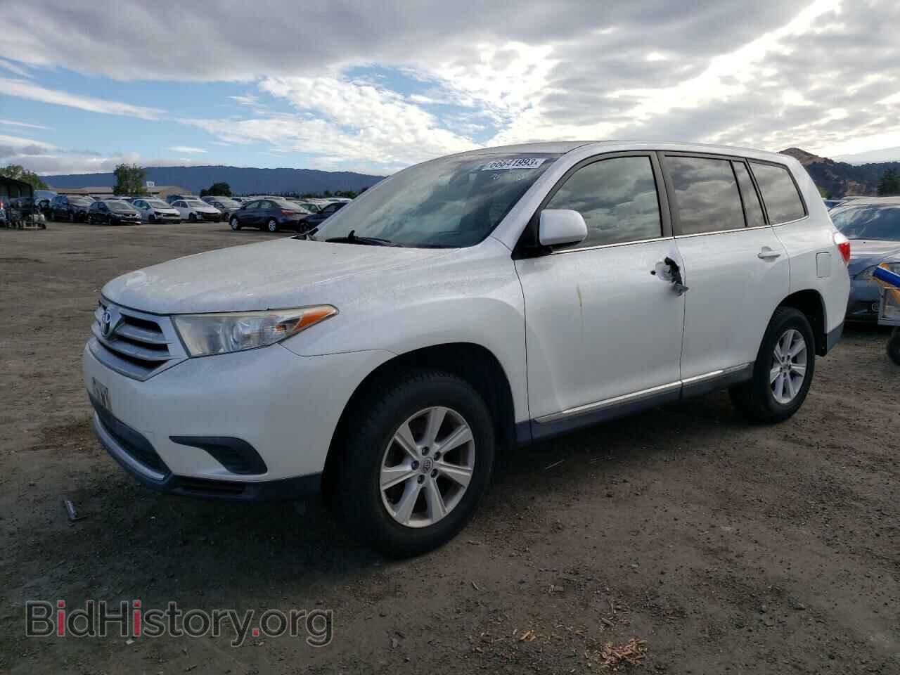 Photo 5TDZA3EH4DS038063 - TOYOTA HIGHLANDER 2013