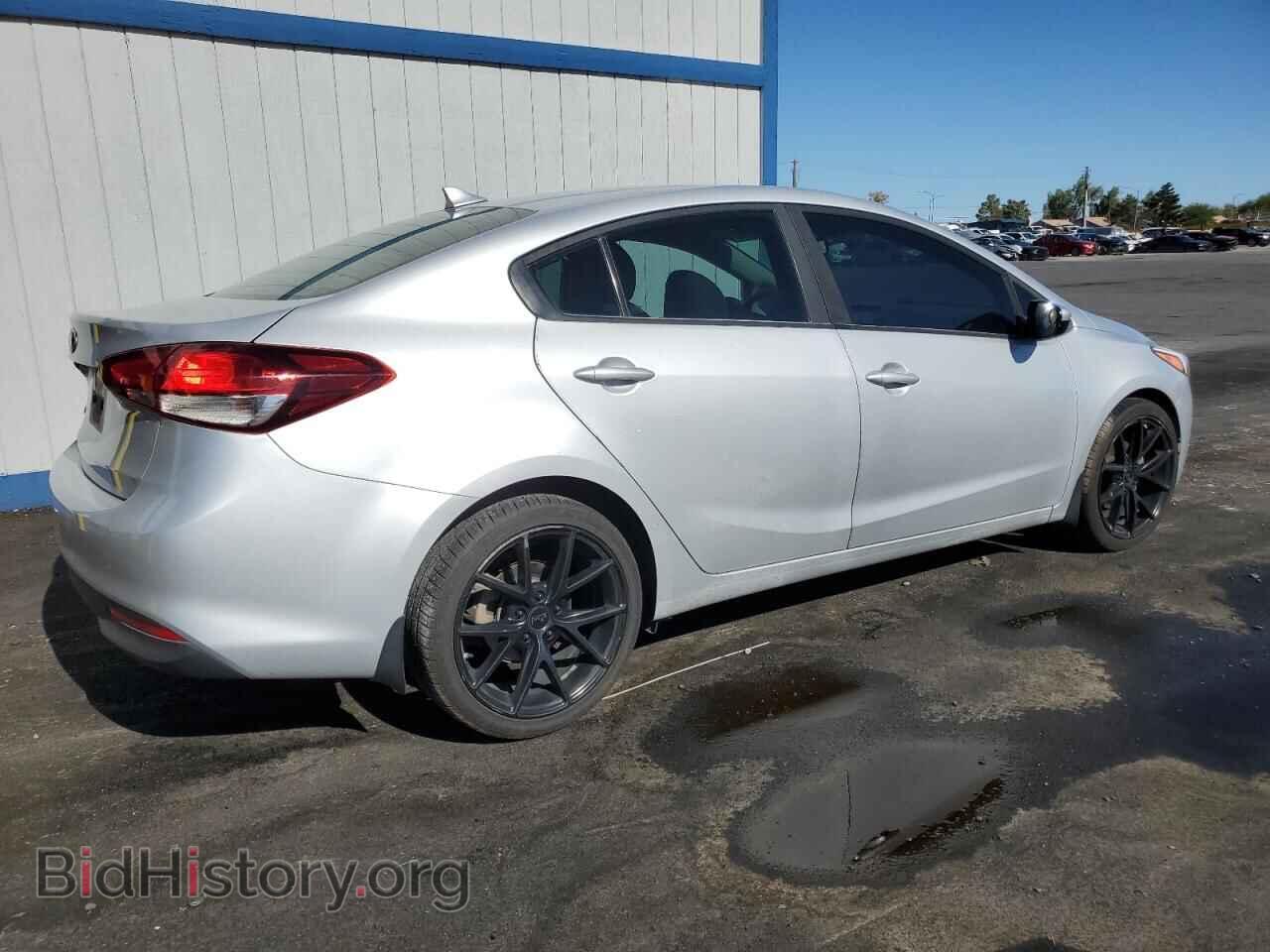 2017 KIA FORTE - VIN: 3KPFK4A72HE140108 - Фото 3