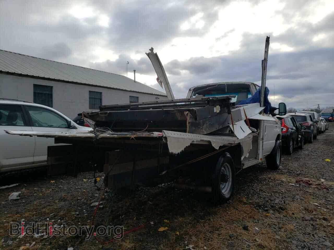 2011 FORD ECONOLINE - VIN: 1FDSE3FL8BDA05743 - Photo 4