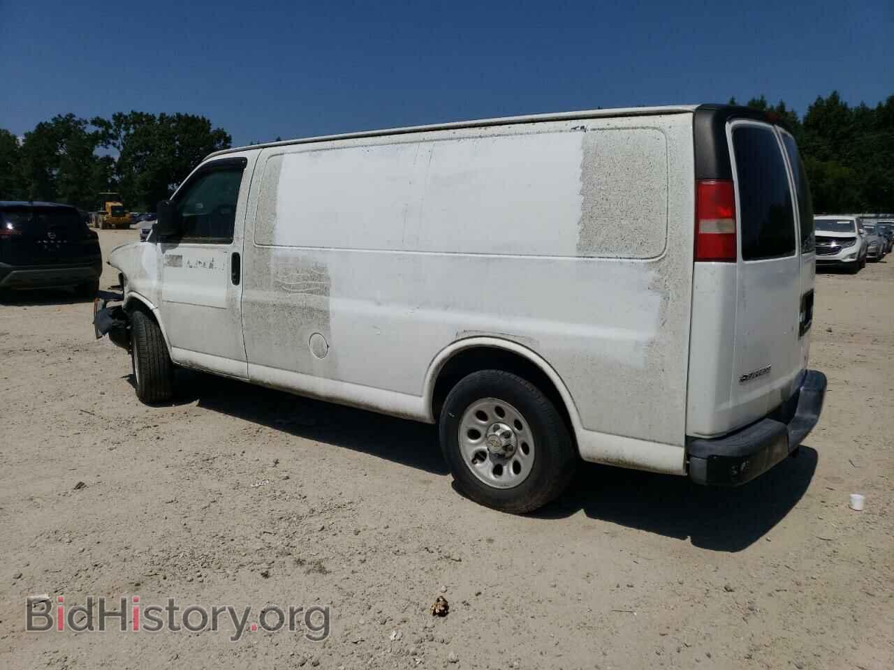2009 CHEVROLET EXPRESS - VIN: 1GCFG15X291107608 - Фото 2