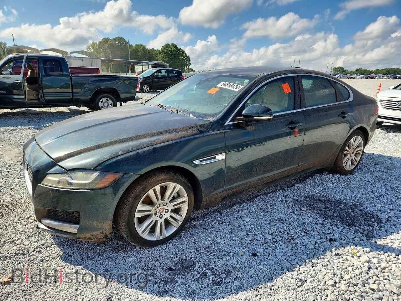 Фотография SAJBD4BV6HCY32354 - JAGUAR XF 2017