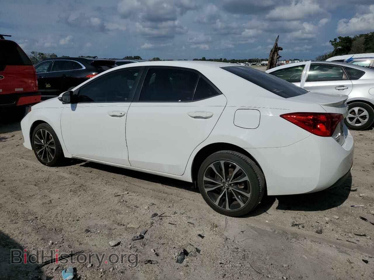 2017 TOYOTA COROLLA - VIN: 5YFBURHE7HP664363 - Фото 2