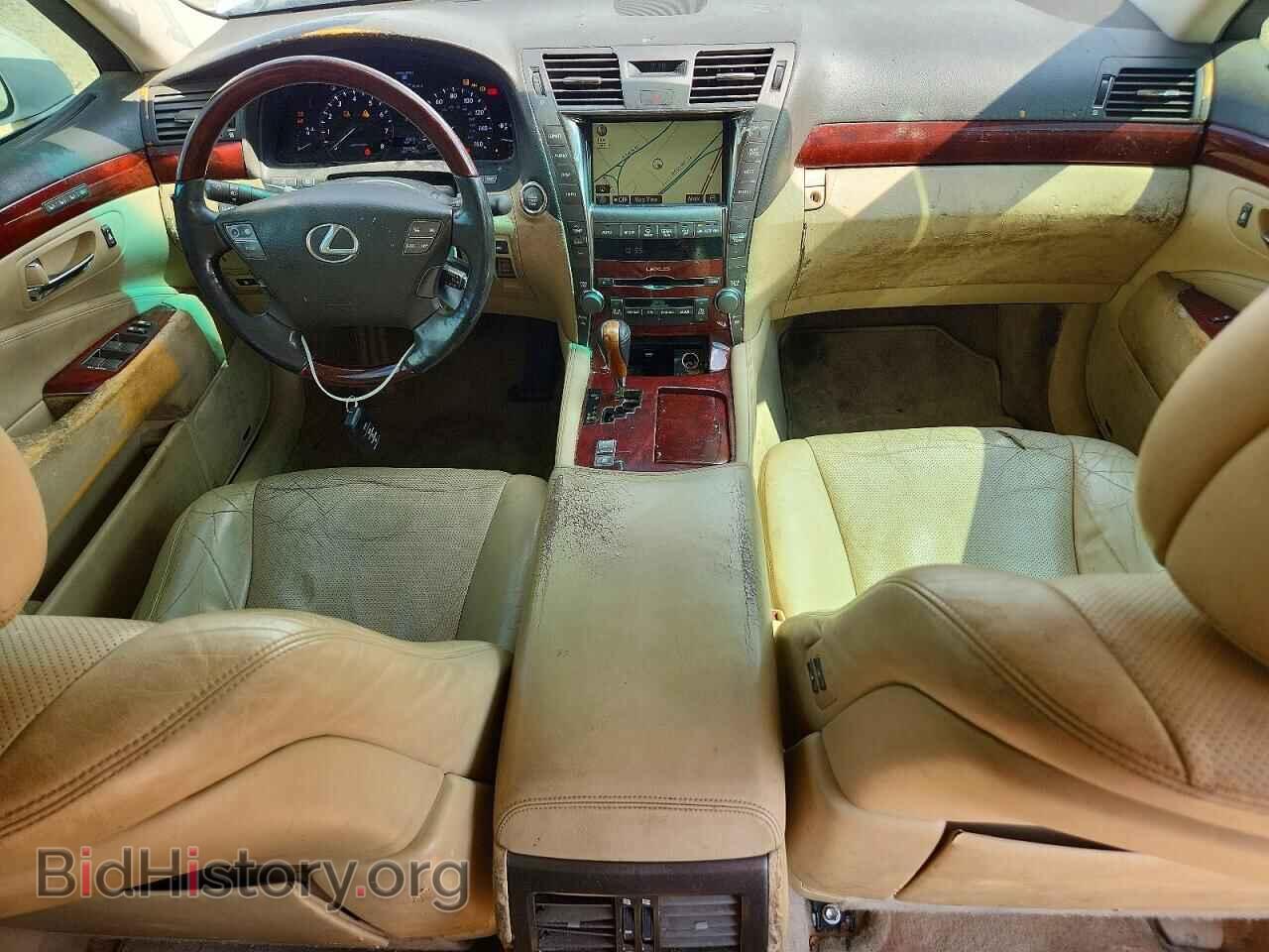 2007 LEXUS LS460 - VIN: JTHBL46FX75019928 - Photo 8
