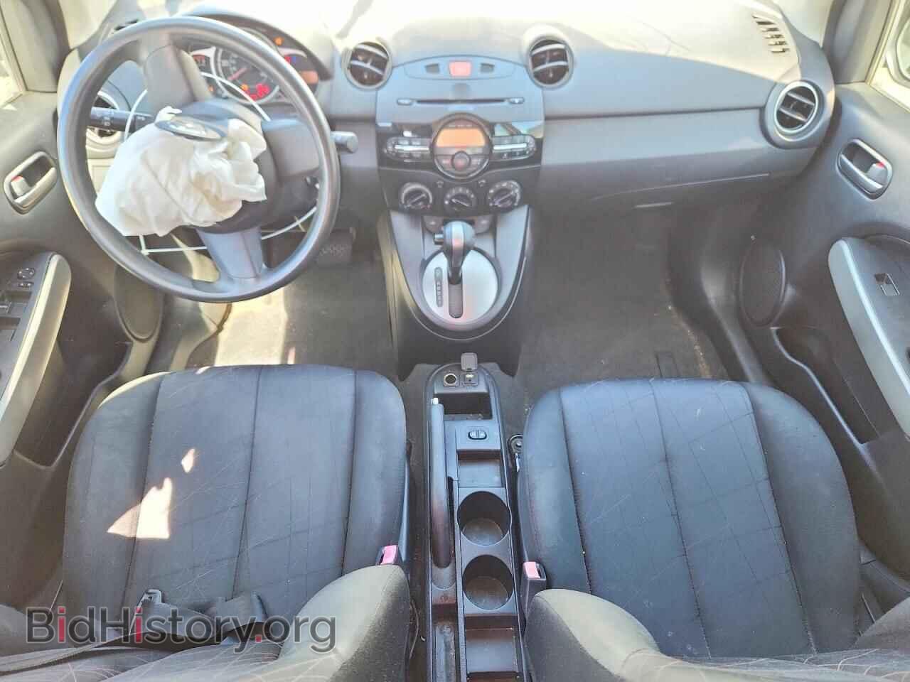 2013 Mazda 2 (VIN JM1DE1KY2D0156056) — фото 8 из 12