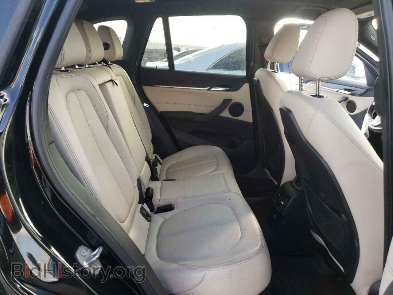 2017 BMW X1 - VIN: WBXHT3Z3XH4A55011 - Фото 10
