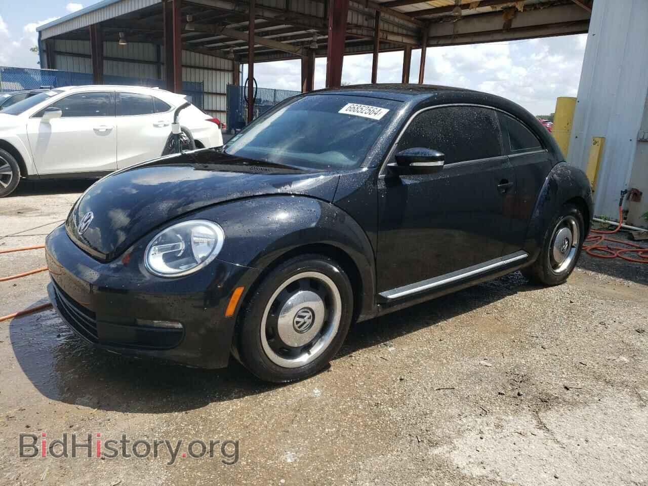 Photo 3VWJP7AT4CM633455 - VOLKSWAGEN BEETLE 2012