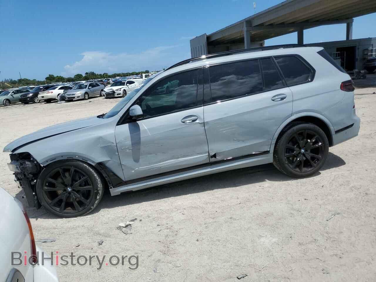 Фотография 5UX23EM03P9S06067 - BMW X7 2023