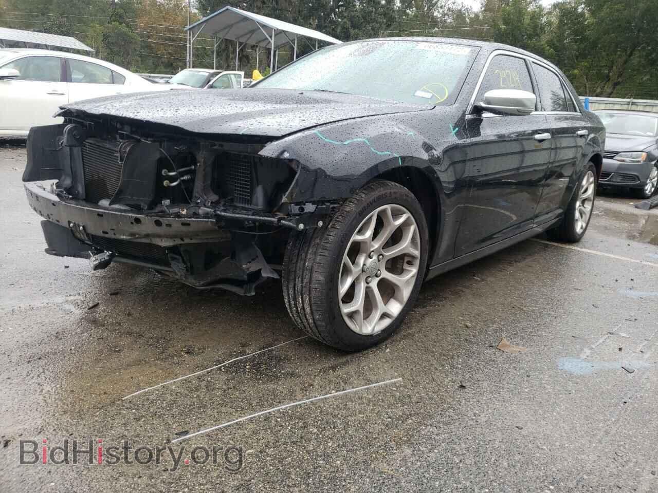 2018 CHRYSLER 300 - VIN: 2C3CCAPT5JH285757 - Фото 2