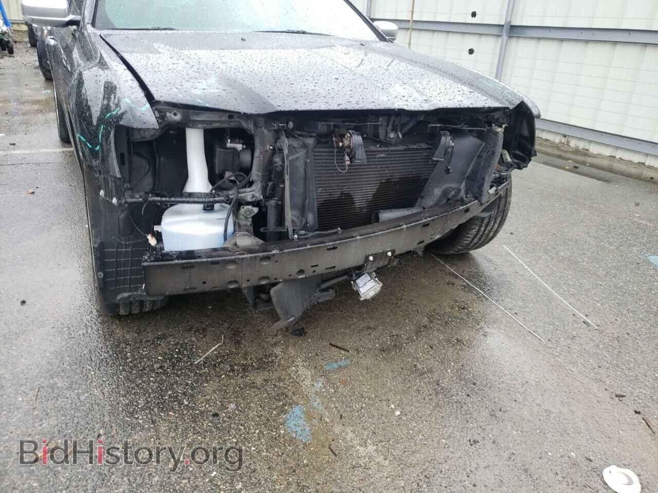 2018 CHRYSLER 300 - VIN: 2C3CCAPT5JH285757 - Фото 9