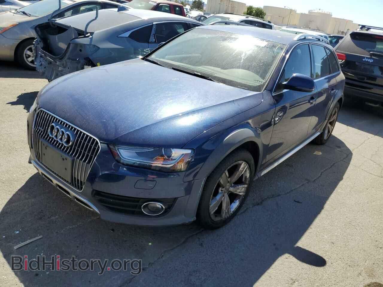 Фотография WA1UFAFL5DA101388 - AUDI A4 2013