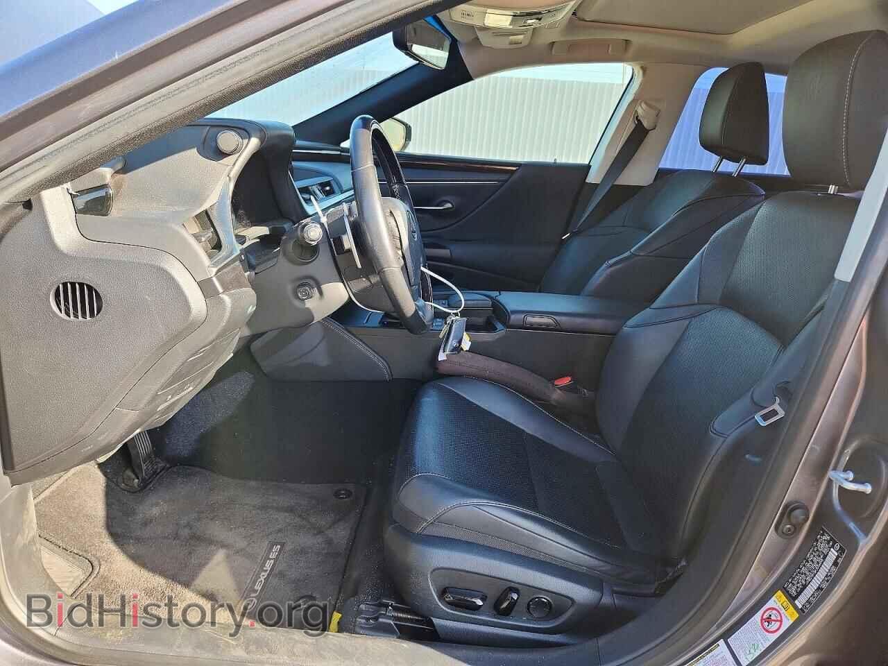 2019 LEXUS ES300 - VIN: JTHB21B18K2004995 - Photo 7