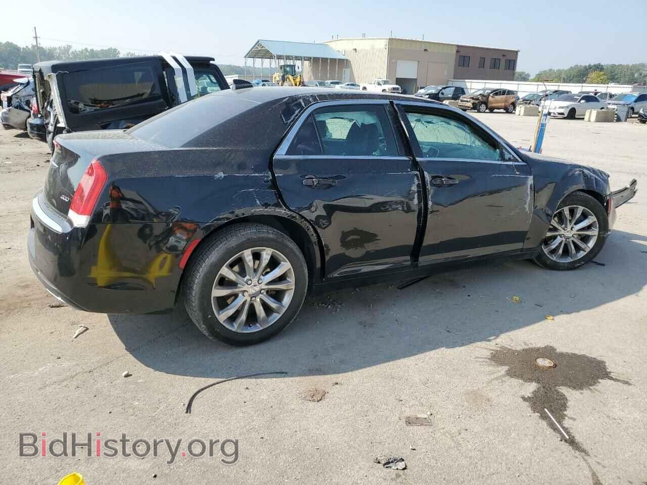2016 CHRYSLER 300 - VIN: 2C3CCARG0GH314137 - Фото 3