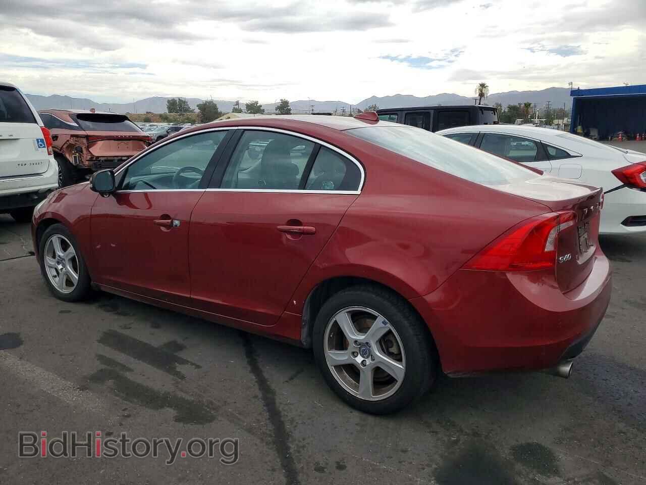 2013 VOLVO S60 - VIN: YV1612FH0D2189978 - Фото 2