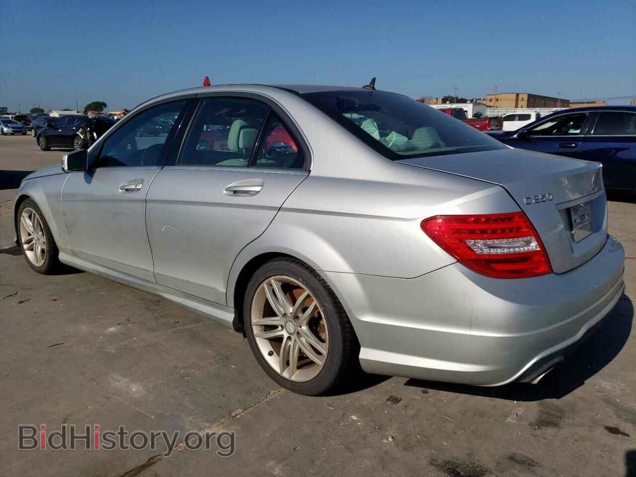 2014 MERCEDES-BENZ C-CLASS - VIN: WDDGF4HB5EA944023 - Фото 2