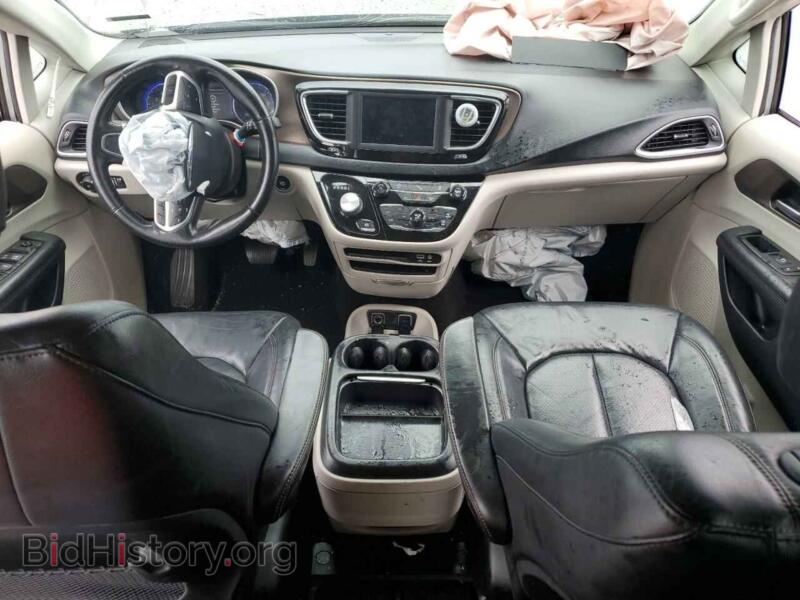 2019 Chrysler PACIFICA (VIN 2C4RC1BG4KR685272) — фото 8 из 13