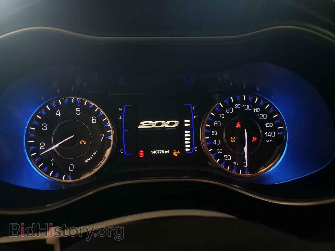 2016 CHRYSLER 200 - VIN: 1C3CCCAB1GN115195 - Фото 9