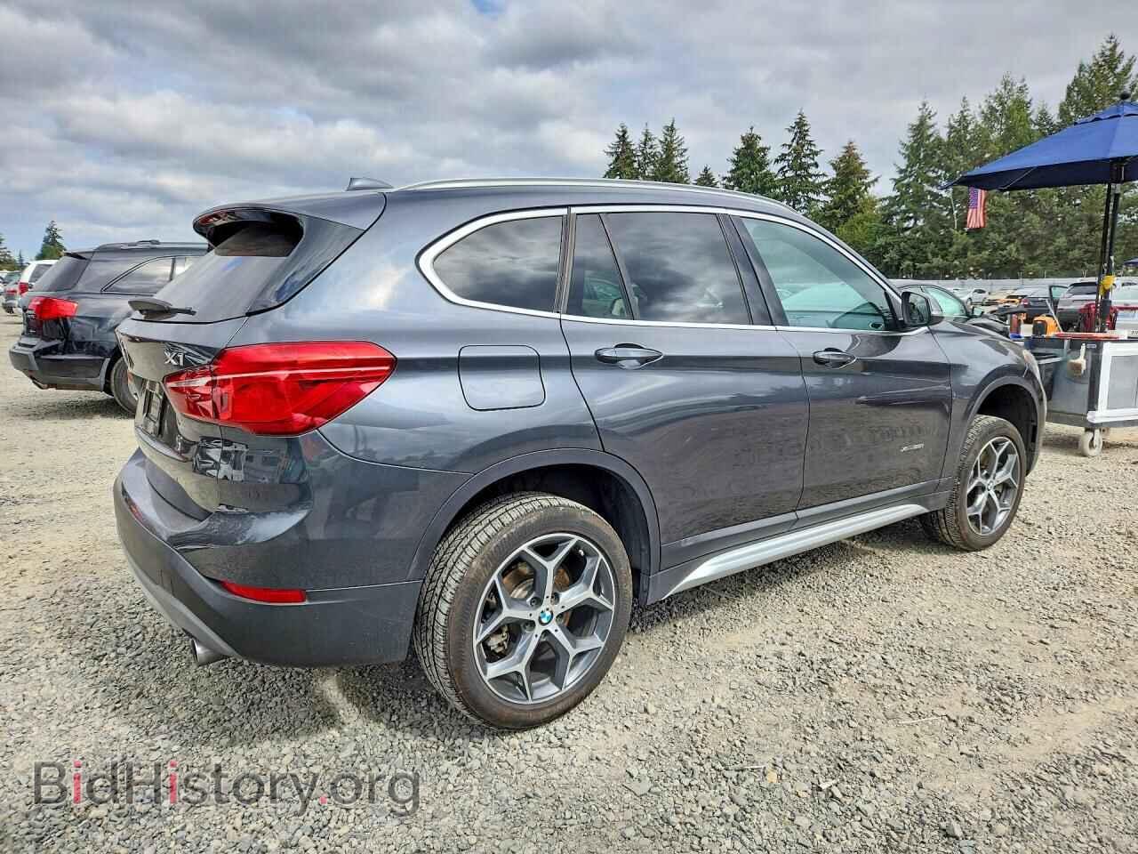 2017 BMW X1 - VIN: WBXHT3C34H5F83209 - Фото 3