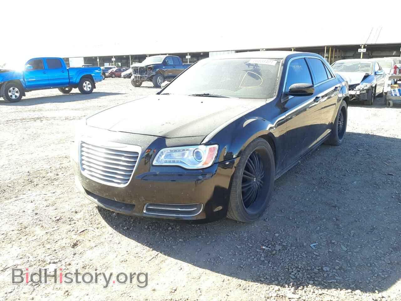2012 CHRYSLER 300 - VIN: 2C3CCAAG9CH243364 - Фото 2