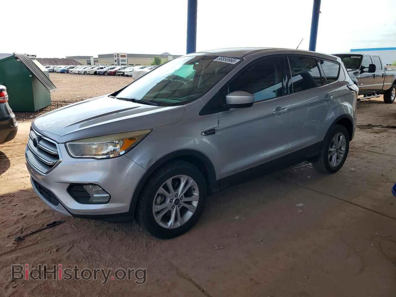 Фотография 1FMCU0GDXHUE24117 - FORD ESCAPE 2017