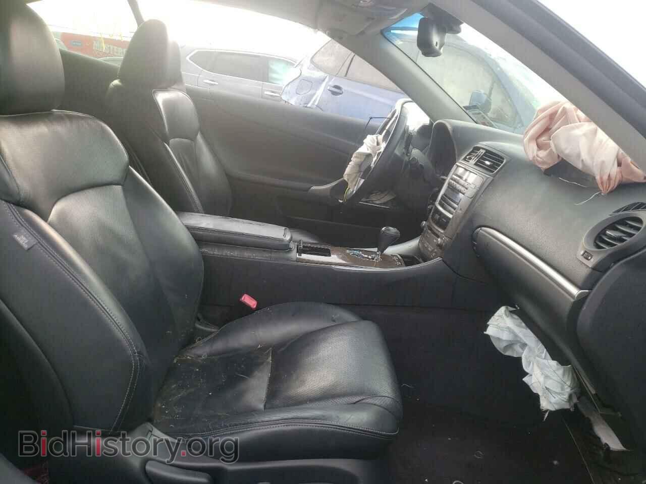 2011 LEXUS IS - VIN: JTHFF2C21B2514737 - Photo 5