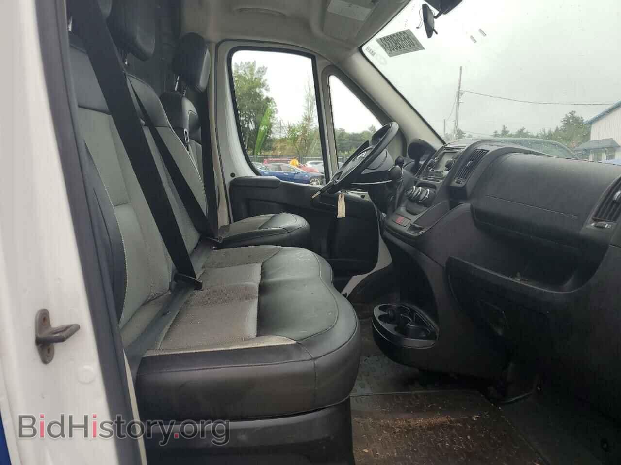 2014 RAM All Models - VIN: 3C6TRVDG1EE120595 - Фото 11