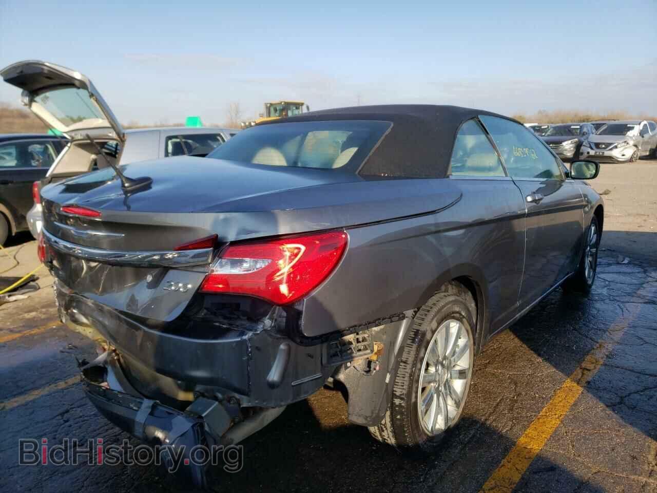2012 CHRYSLER 200 - VIN: 1C3BCBEBXCN218352 - Фото 4