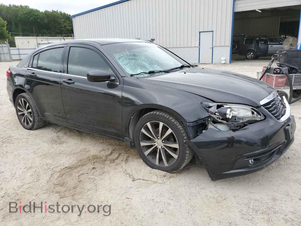 2013 CHRYSLER 200 - VIN: 1C3CCBCG3DN555448 - Фото 4