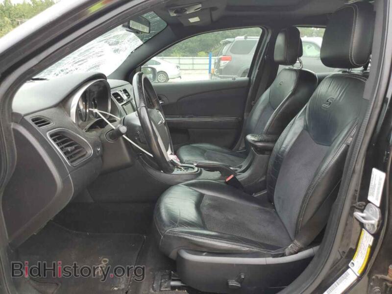 2013 Chrysler 200 (VIN 1C3CCBCG3DN555448) — photo 7 of 12