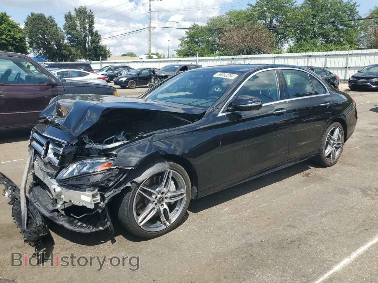 Photo WDDZF6JB0KA669865 - MERCEDES-BENZ E-CLASS 2019
