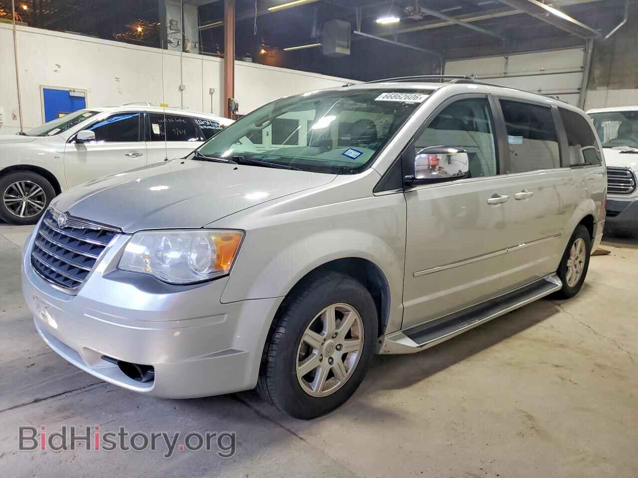 Photo 2A4RR5D10AR217756 - CHRYSLER MINIVAN 2010