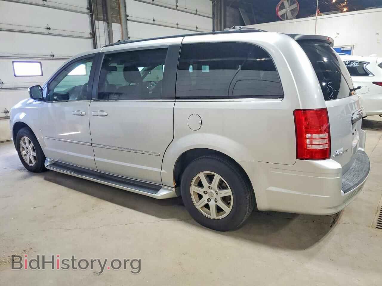 2010 CHRYSLER MINIVAN - VIN: 2A4RR5D10AR217756 - Photo 2