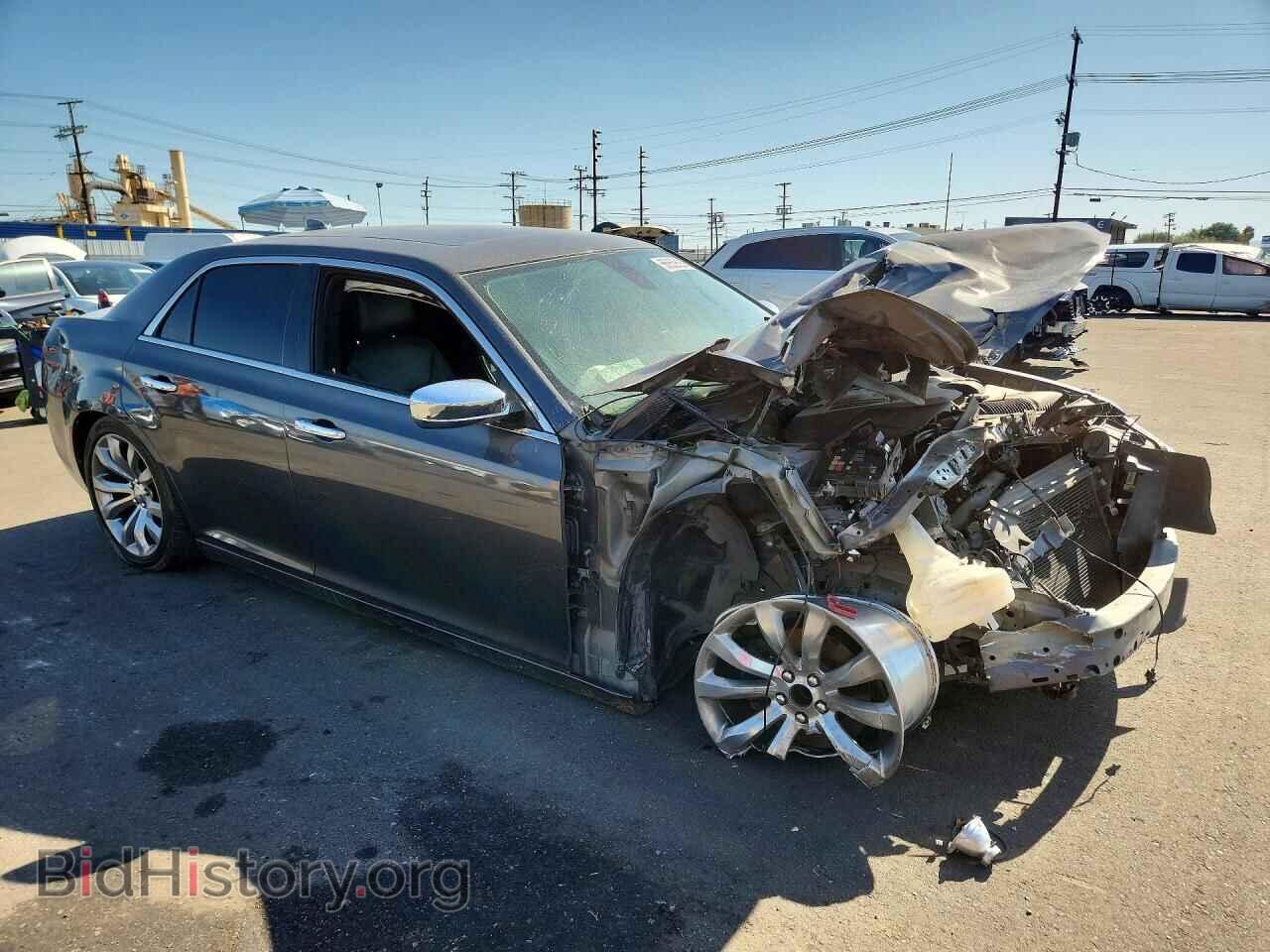2019 CHRYSLER 300 - VIN: 2C3CCAEGXKH568677 - Photo 4