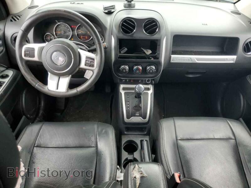 2015 Jeep COMPASS (VIN 1C4NJCEA4FD210091) — фото 8 из 12