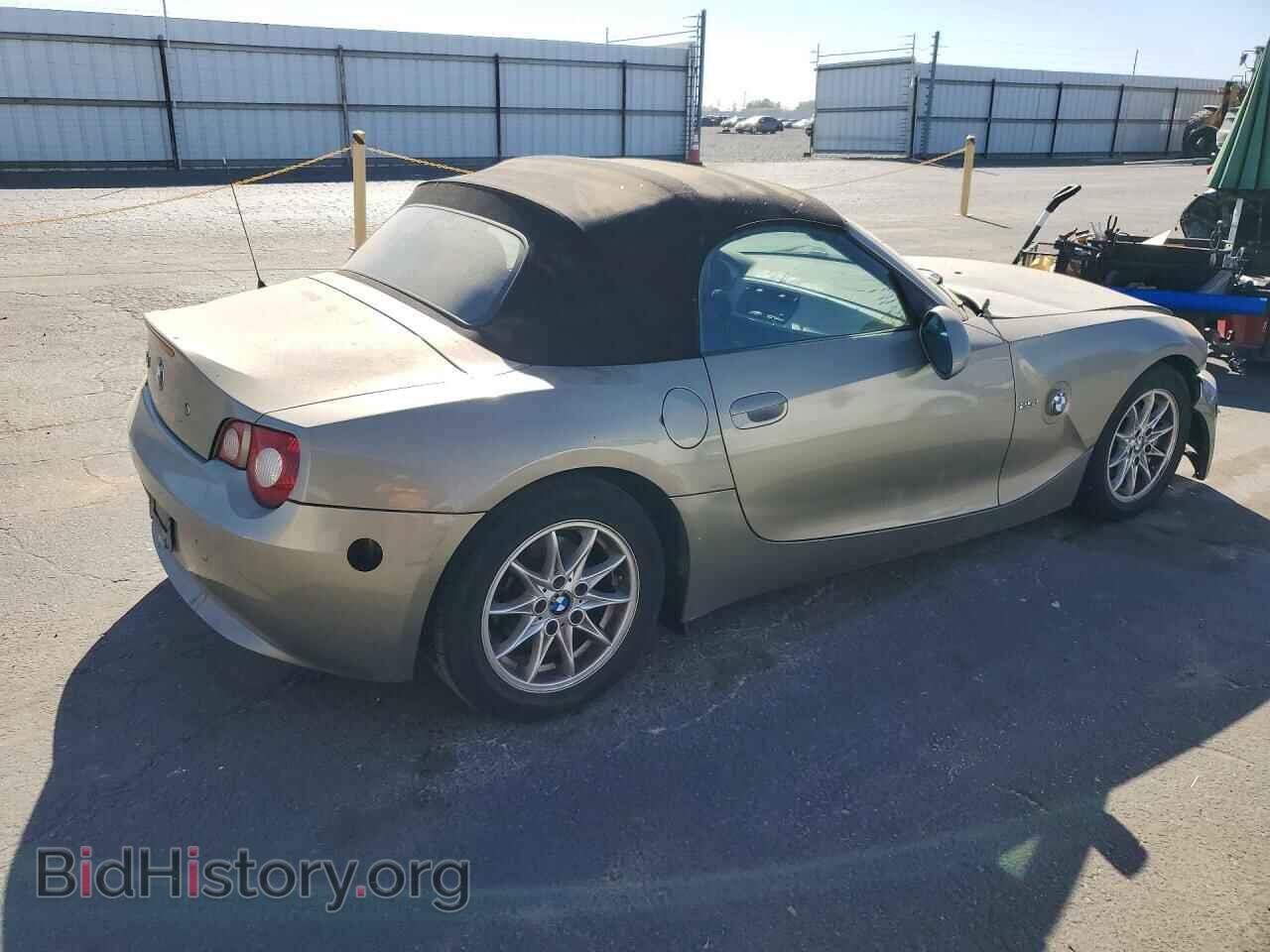 2005 BMW Z4 - VIN: 4USBT33585LS54774 - Фото 3