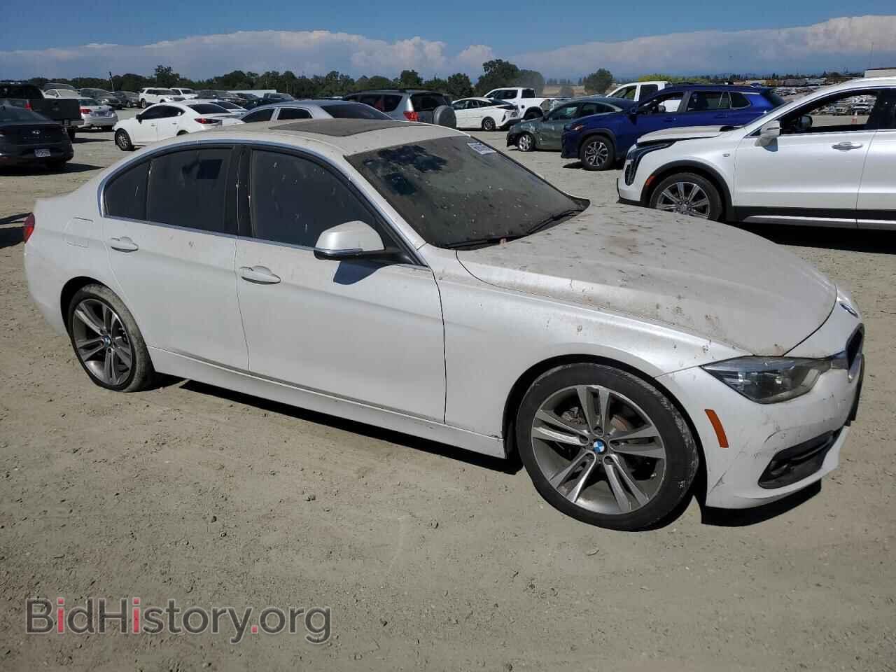 2017 BMW 3 SERIES - VIN: WBA8B9G59HNU51555 - Фото 4