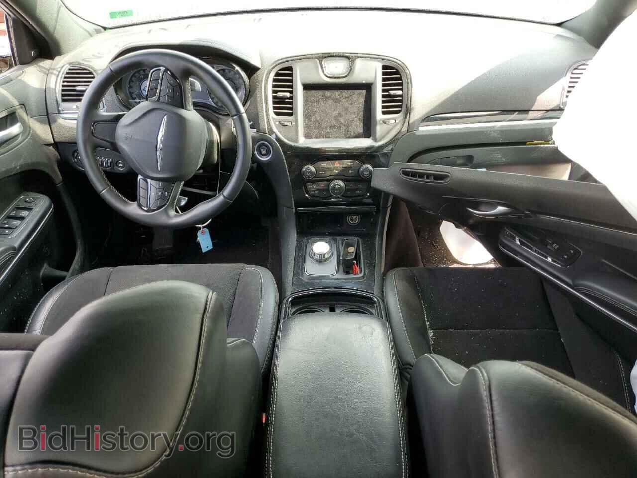 2018 CHRYSLER 300 - VIN: 2C3CCAGG3JH250881 - Фото 8
