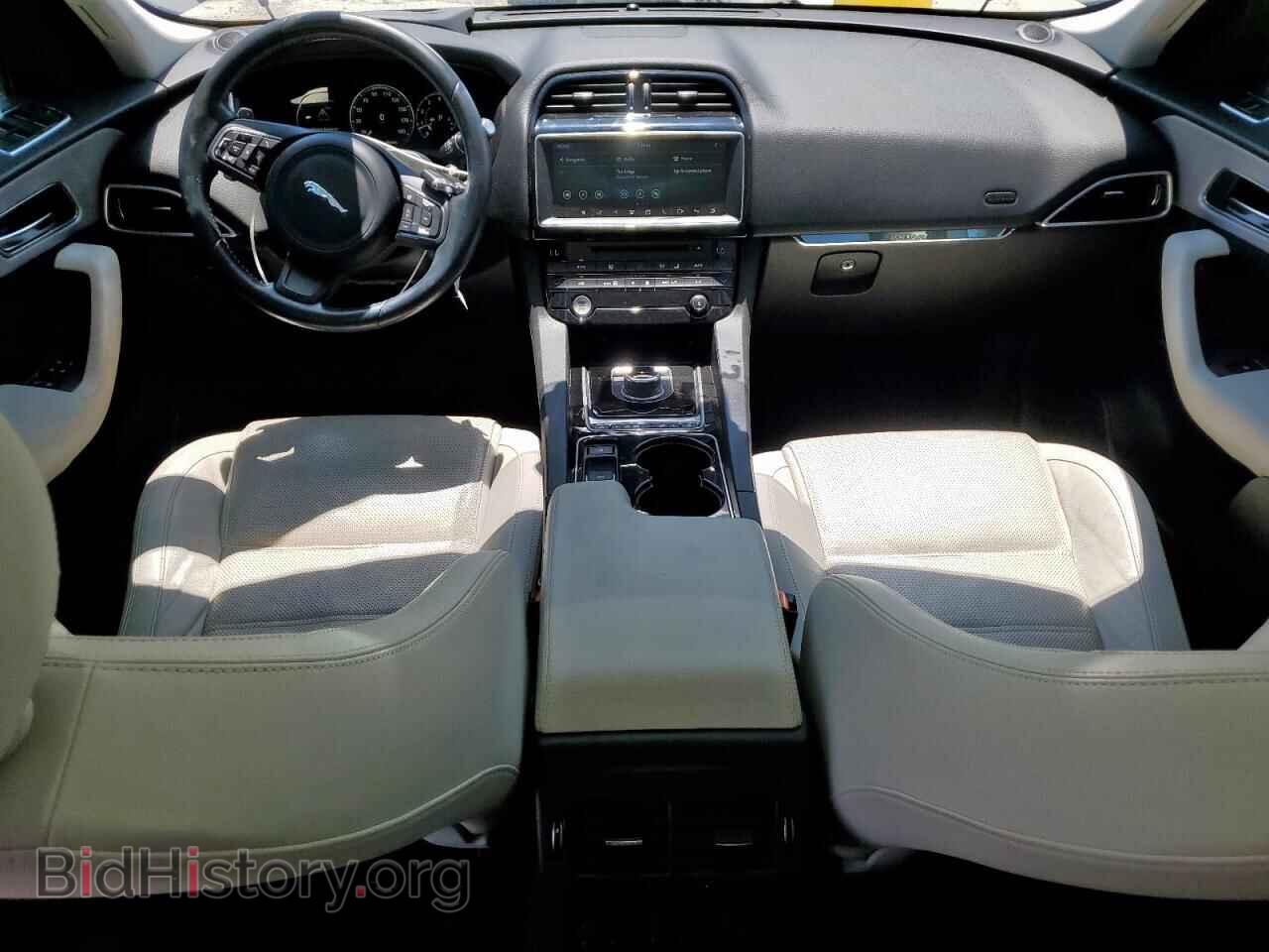 2017 JAGUAR F-PACE - VIN: SADCK2BV8HA062946 - Фото 8