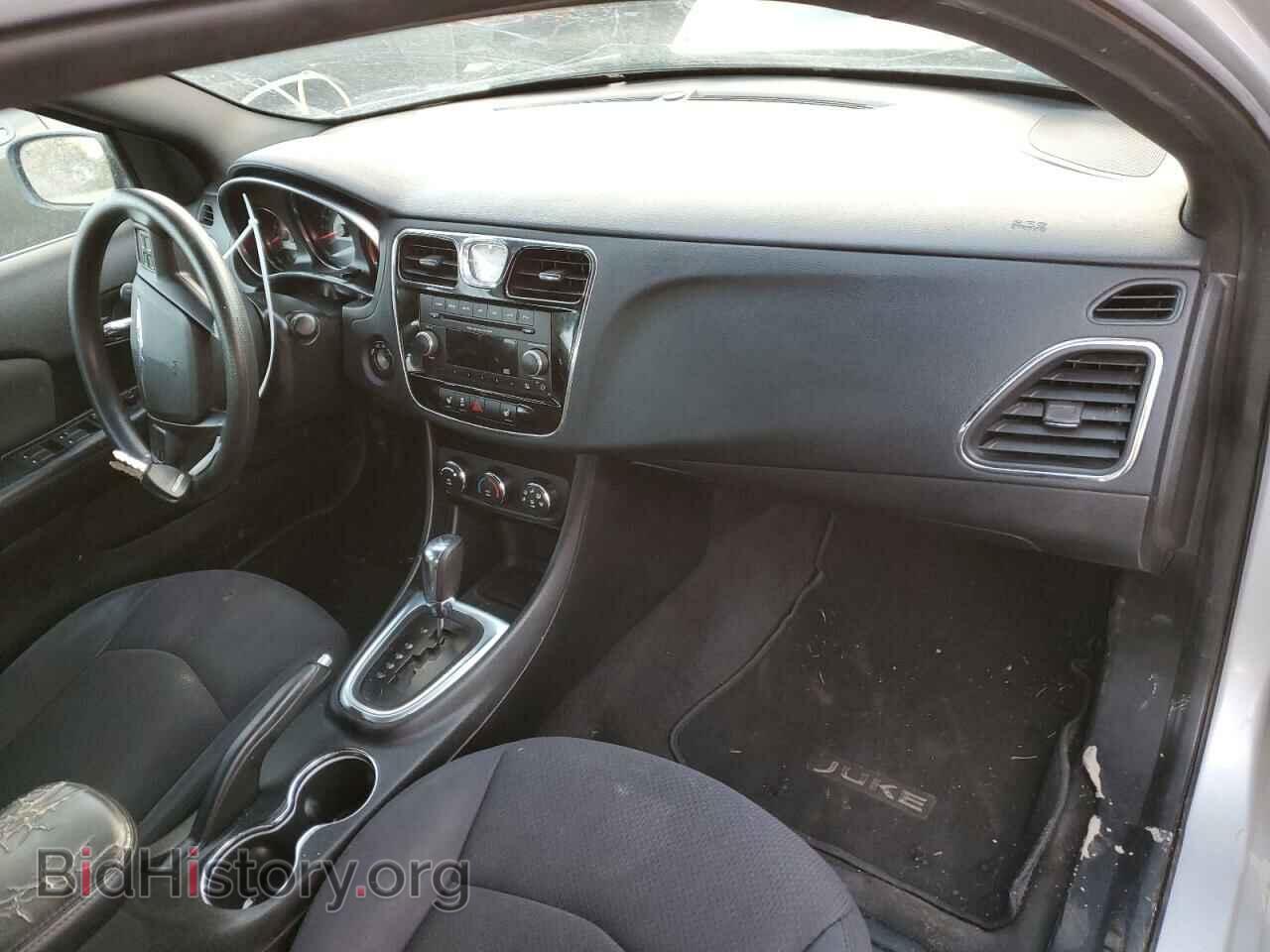 2012 CHRYSLER 200 - VIN: 1C3CCBAG7CN241142 - Фото 9