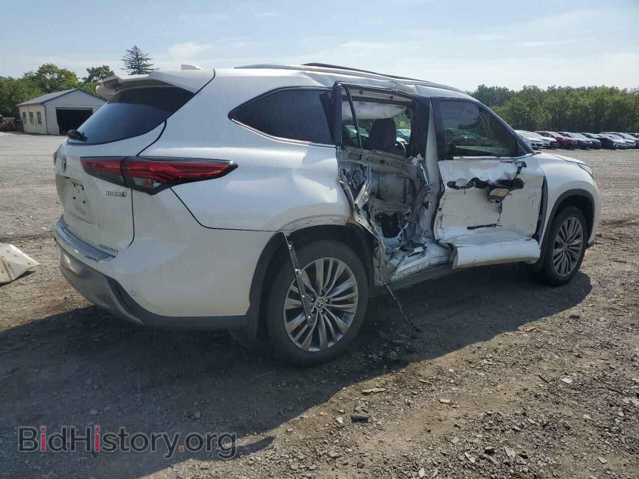 2021 TOYOTA HIGHLANDER - VIN: 5TDEBRCH2MS047989 - Photo 3