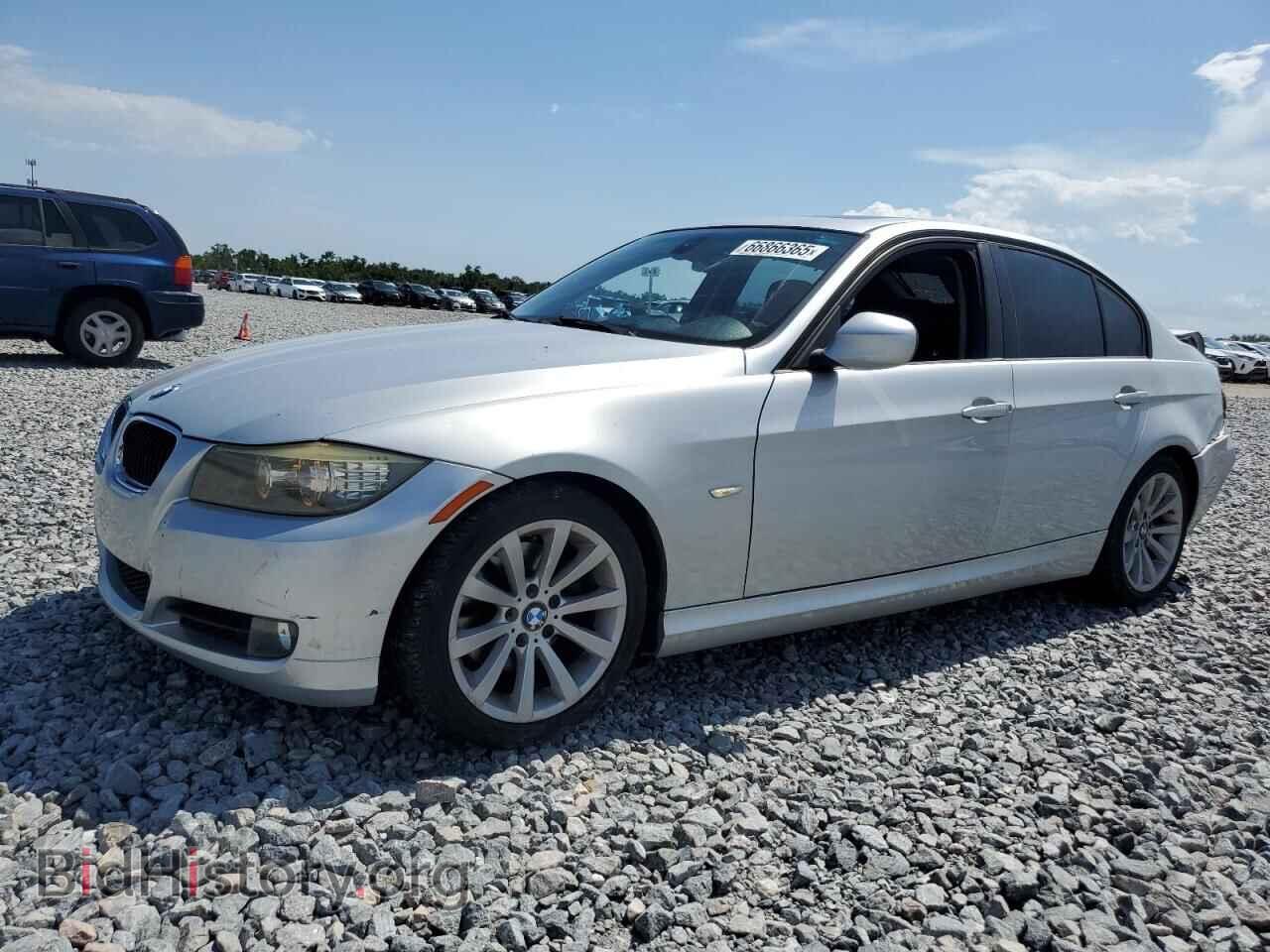 Photo WBAPH7C54BE131233 - BMW 3 SERIES 2011