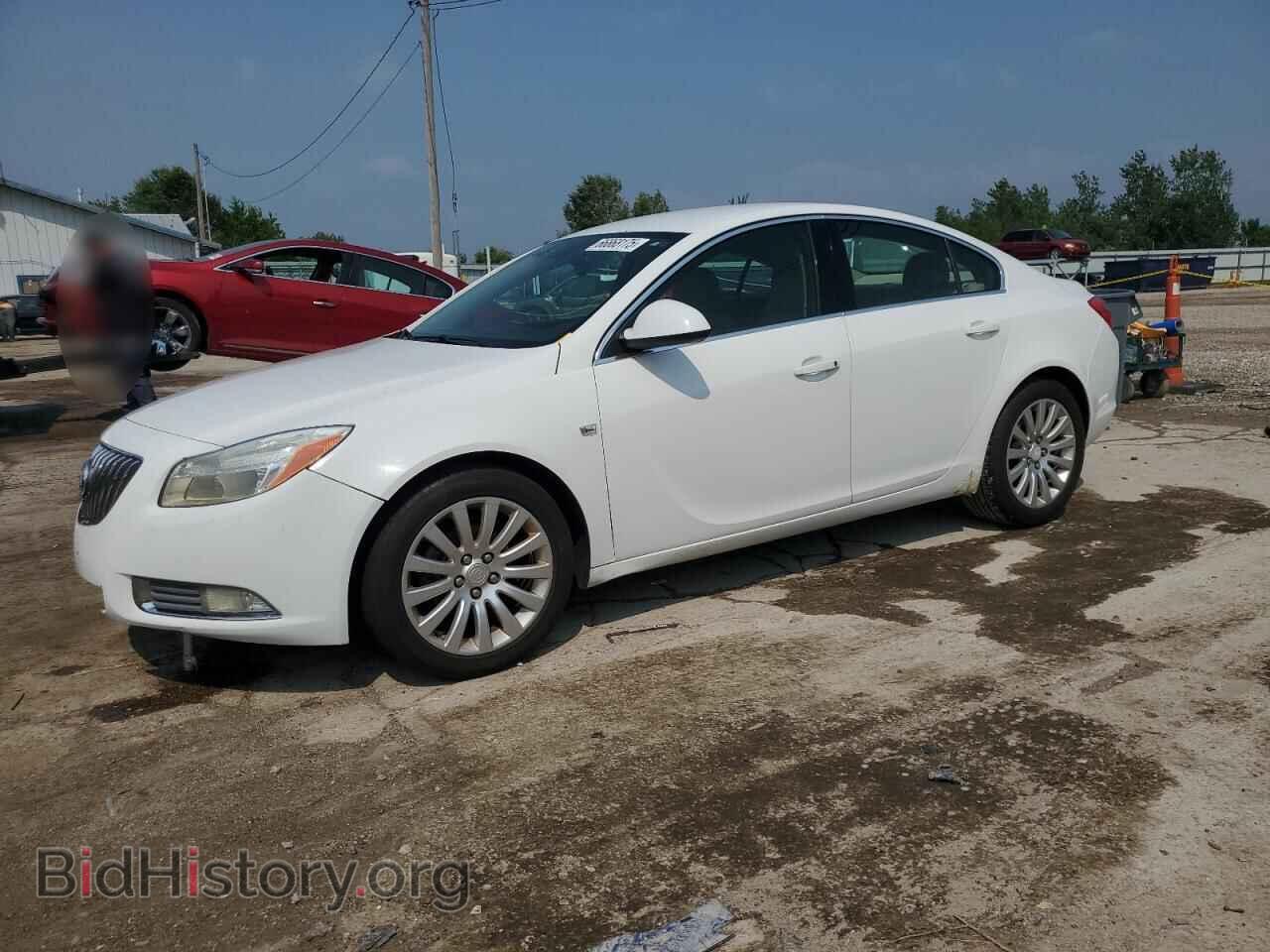 Photo W04GN5EC1B1107002 - BUICK REGAL 2011